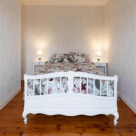 4 Bedroom Cozy In *